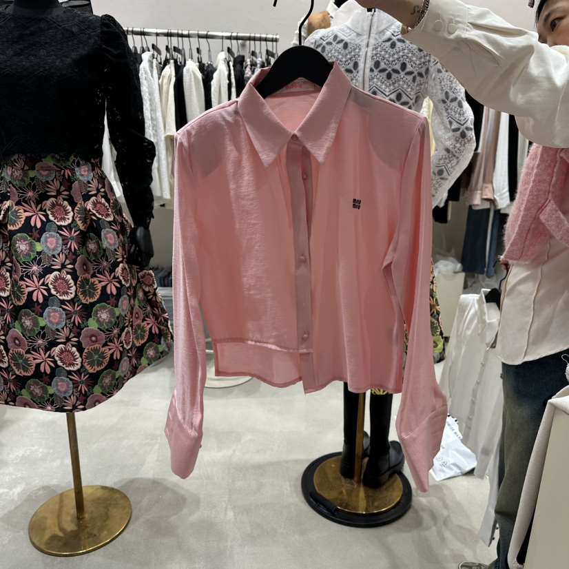 LOTTIMO韓國直郵㊣女裝新款熱賣時尚人氣推薦25秋冬襯衫蕾絲衫LOTTIMO襯衫/蕾絲衫