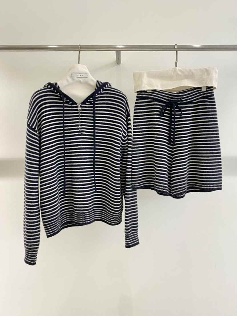 1968韓國代購㊣女裝新品人氣休閑真品套裝兩件套拉鏈套裝連帽1968/YEOUYA套裝