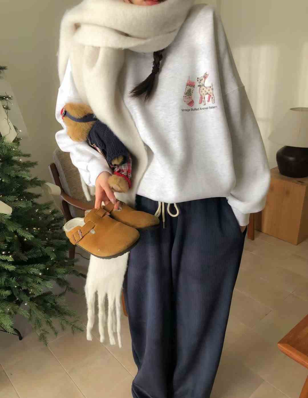 CALLMYNAME東大門㊣實拍女士新品熱賣人氣推薦衛衣不含圍巾Call my name衛衣