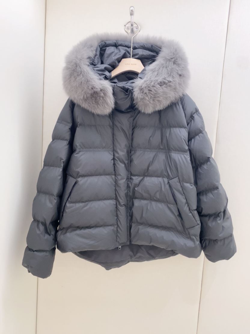 LOVE ROSIE東大門㊣實拍女裝新款推薦時尚短款棉服狐貍連帽LOVE ROSIE短款棉服