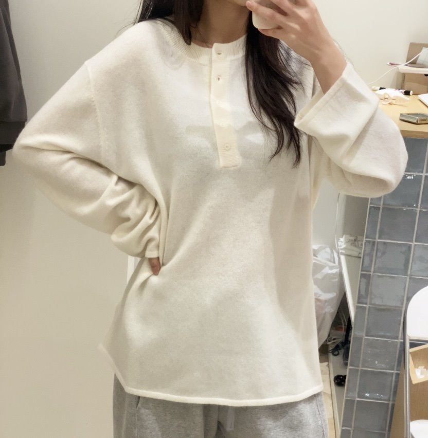 LOVE ROSIE東大門㊣直郵女裝新款熱賣長袖T恤含腰繩羊毛紐扣LOVE ROSIE長袖T恤