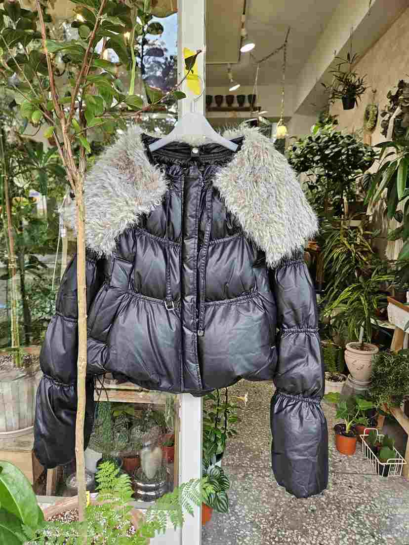 MABE東大門㊣實拍女士新品職業人氣推薦真品短款羽絨服皮革MABE短款羽絨服