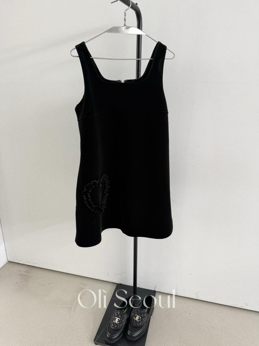 OLI SEOUL東大門㊣實拍女士新品推薦真品休閑25秋冬連衣裙OLI SEOUL連衣裙