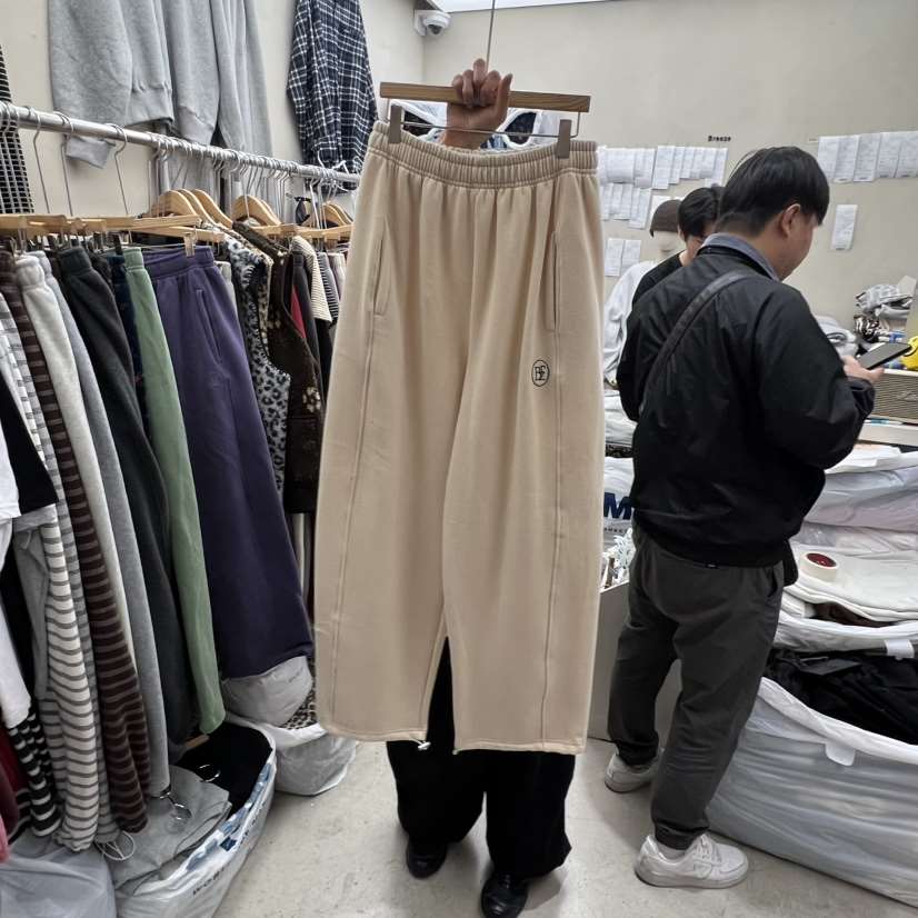 BREEZE韓國代購㊣女士新品真品25秋冬人氣推薦熱賣休閑褲繡花BREEZE休閑褲