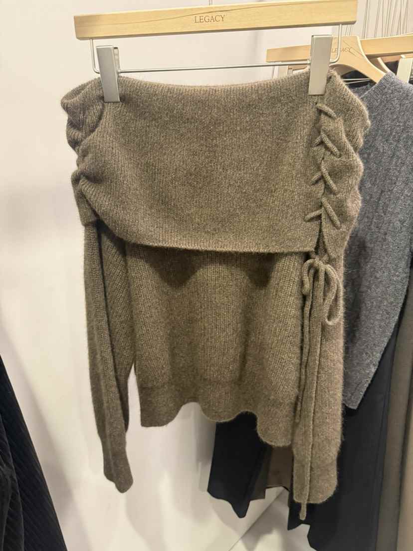 LEGACY東大門㊣代購女裝新品推薦熱賣人氣真品針織衫浣熊露肩LEGACY針織衫