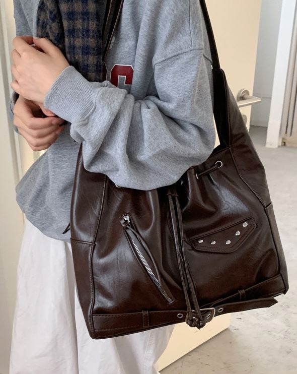 POSH BLUE東大門㊣實拍女裝新款推薦人氣職業單肩斜跨包口袋POSH BLUE單肩/斜跨包