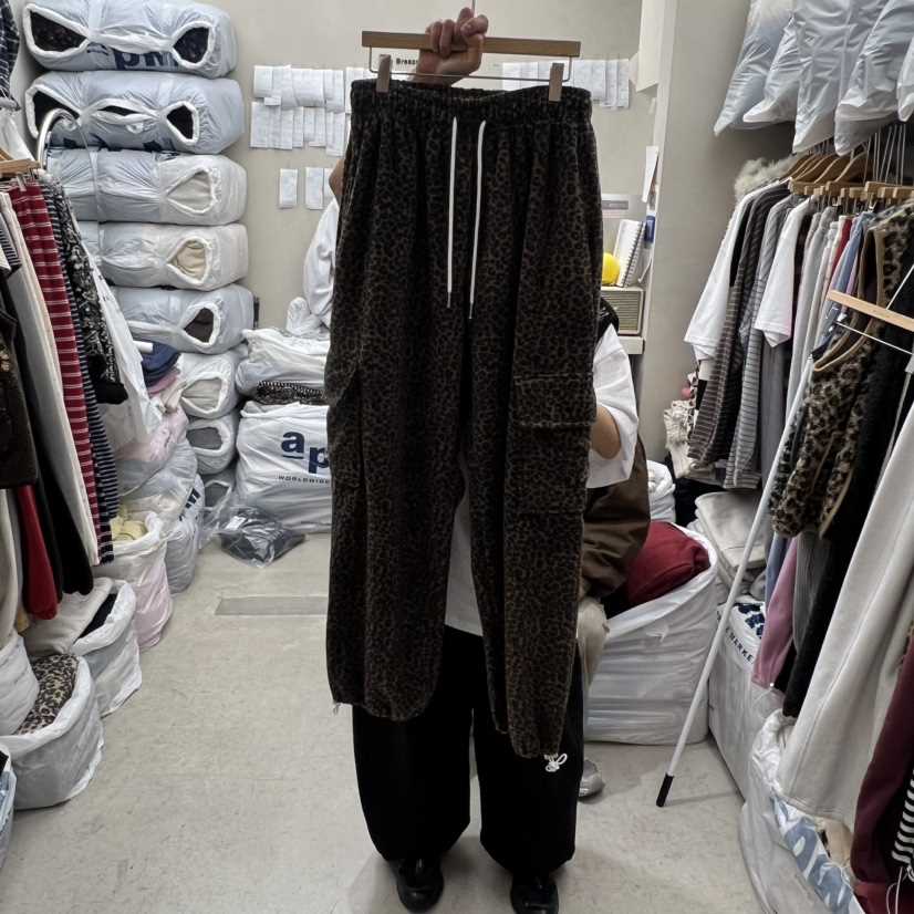 BREEZE東大門㊣代購女士新品25秋冬真品熱賣休閑褲連帽衫口袋BREEZE休閑褲