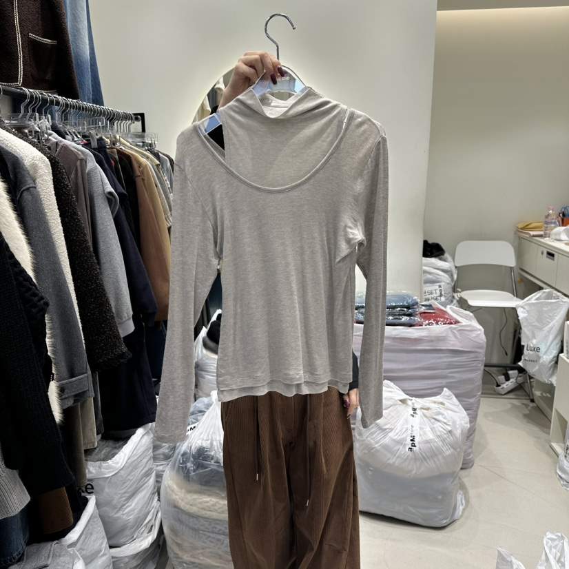 AT THE END東大門㊣直郵女士新款休閑推薦熱賣長袖T恤假兩件AT THE END長袖T恤