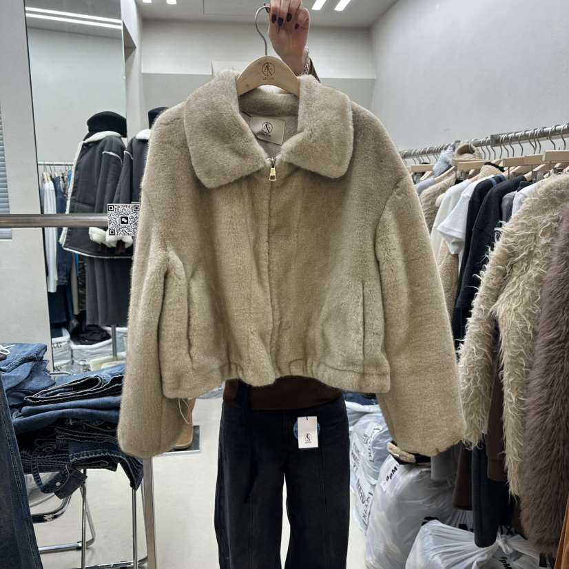 ASCEND東大門㊣直郵女士新品職業真品推薦時尚短款大衣貂皮ASCEND短款大衣