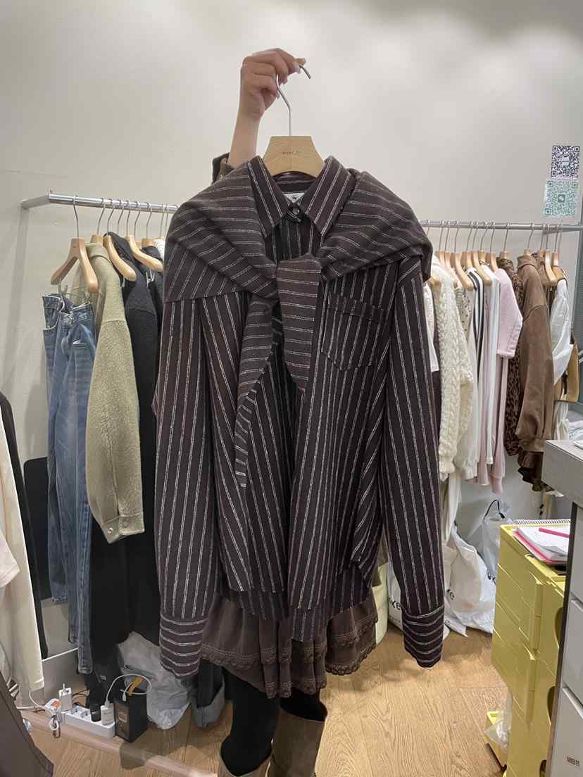 AUVERFIT東大門㊣實拍女裝新品熱賣真品職業套裝含圍巾兩件套AUVERFIT套裝