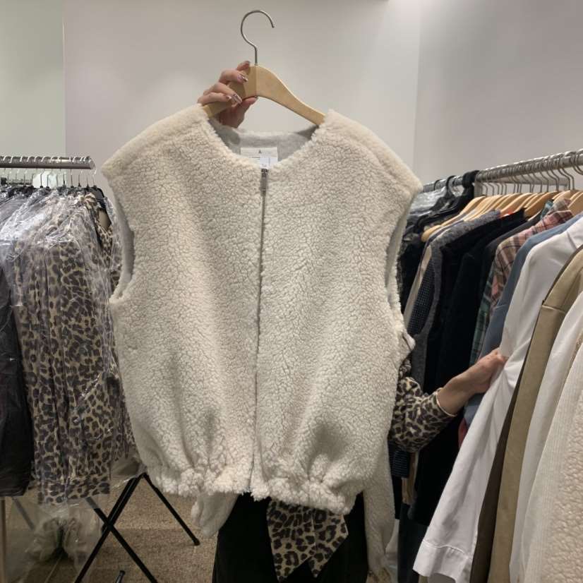 A東大門㊣代購女士新品真品推薦休閑人氣職業25秋冬馬甲抓絨A STORE馬甲