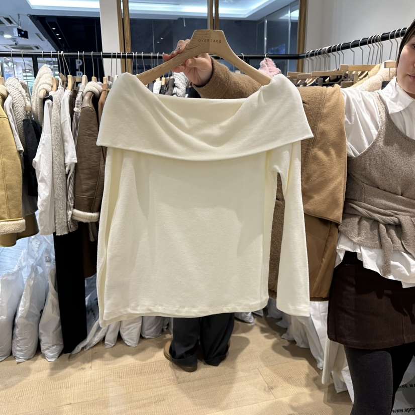 OVERTAKE東大門㊣實拍女裝新款真品熱賣休閑時尚長袖T恤露肩OVERTAKE長袖T恤