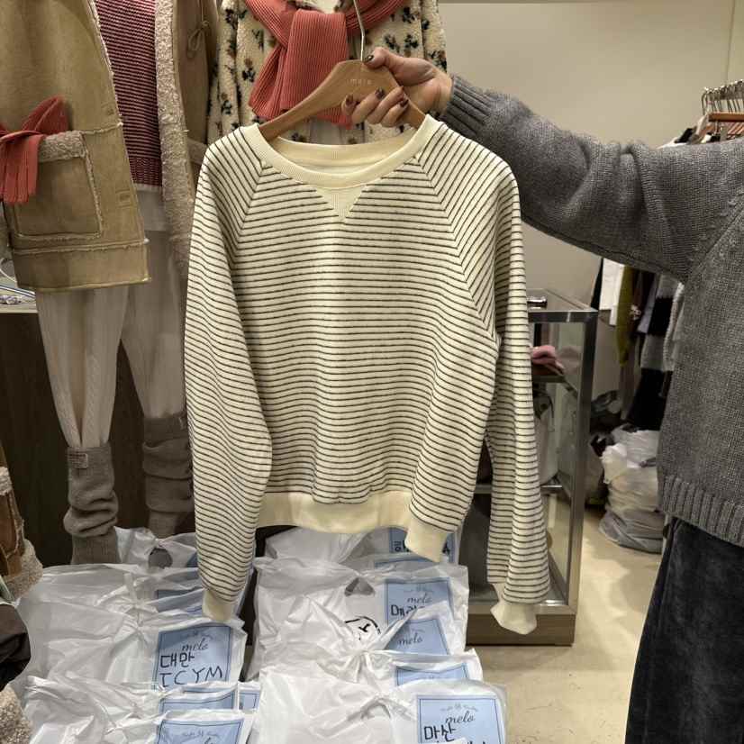 MELO韓國直郵㊣女士新款時尚人氣休閑熱賣職業25秋冬衛衣加絨MELO衛衣