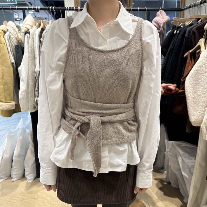 OVERTAKE韓國代購㊣女裝新品時尚真品人氣職業熱賣吊帶背心OVERTAKE吊帶/背心