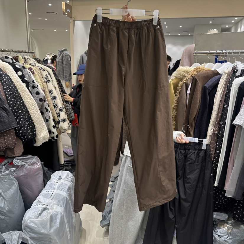 BENE東大門㊣實拍女士新款熱賣人氣休閑真品時尚休閑褲尼龍絨BENE休閑褲