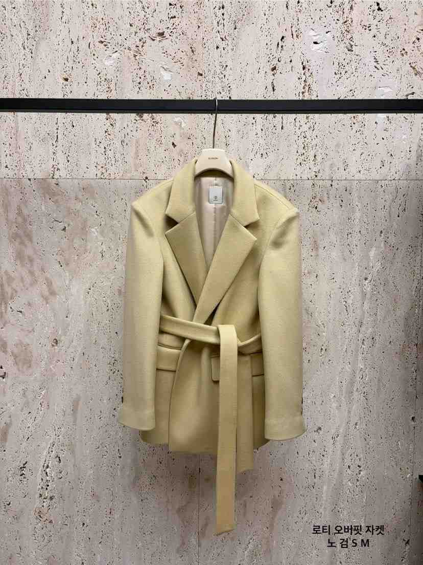 BLOSSOM韓國直郵㊣女士新款25秋冬時尚職業熱賣真品夾克含腰帶BLOSSOM夾克