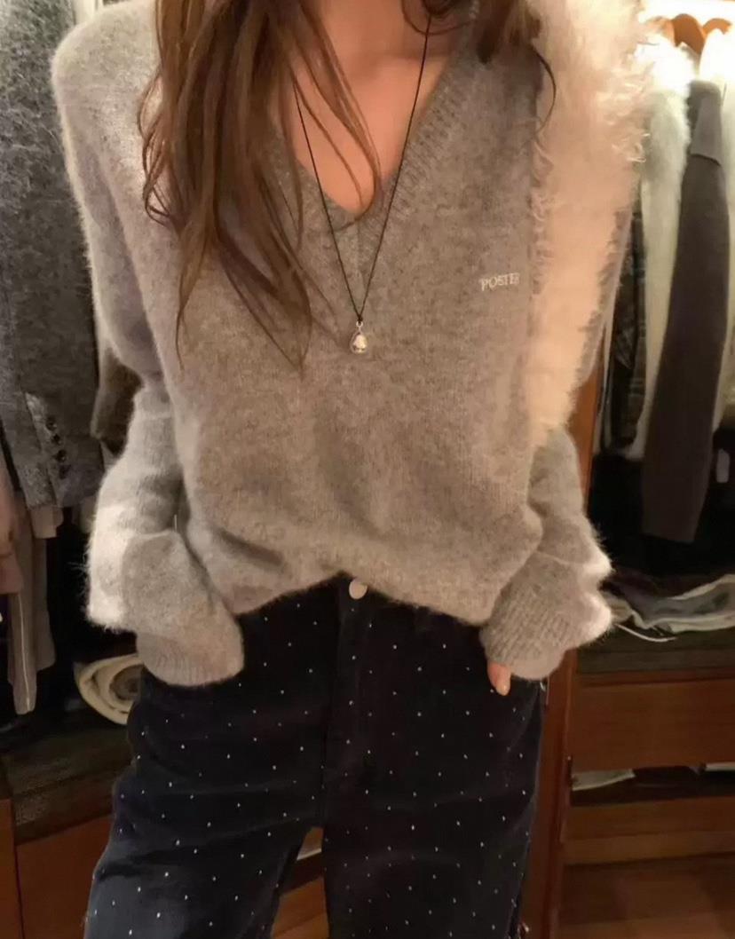 SHOP POSTER韓國直郵㊣女裝新品推薦時尚真品人氣針織衫V領SHOP_POSTER針織衫