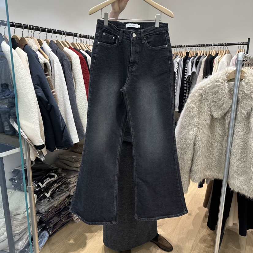 M.G.N韓國代購㊣女裝新品職業休閑25秋冬真品人氣熱賣牛仔褲MAGNET牛仔褲