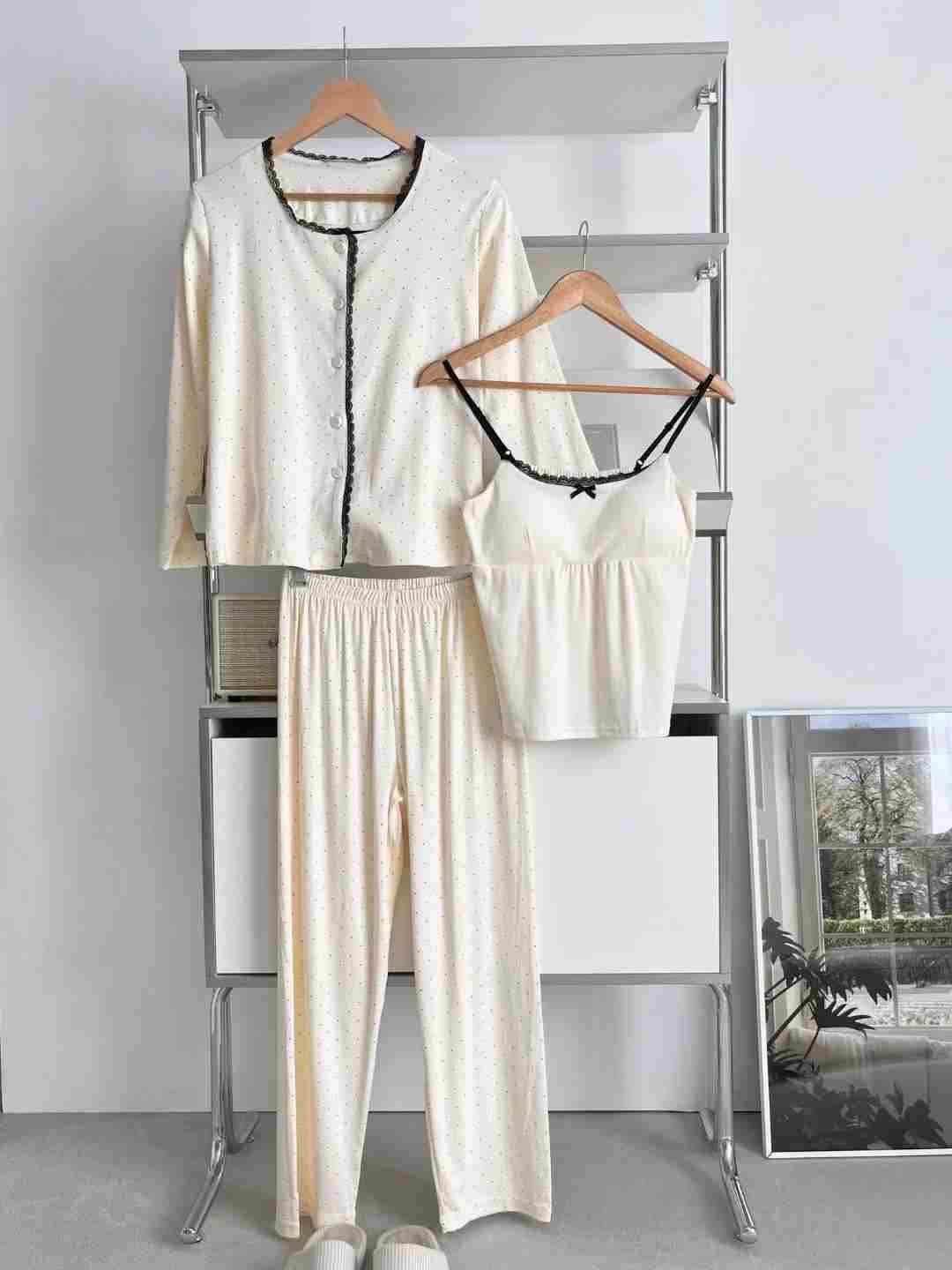 VICTORIA-P韓國代購㊣女裝新款時尚推薦職業人氣睡衣三件套VICTORIA睡衣