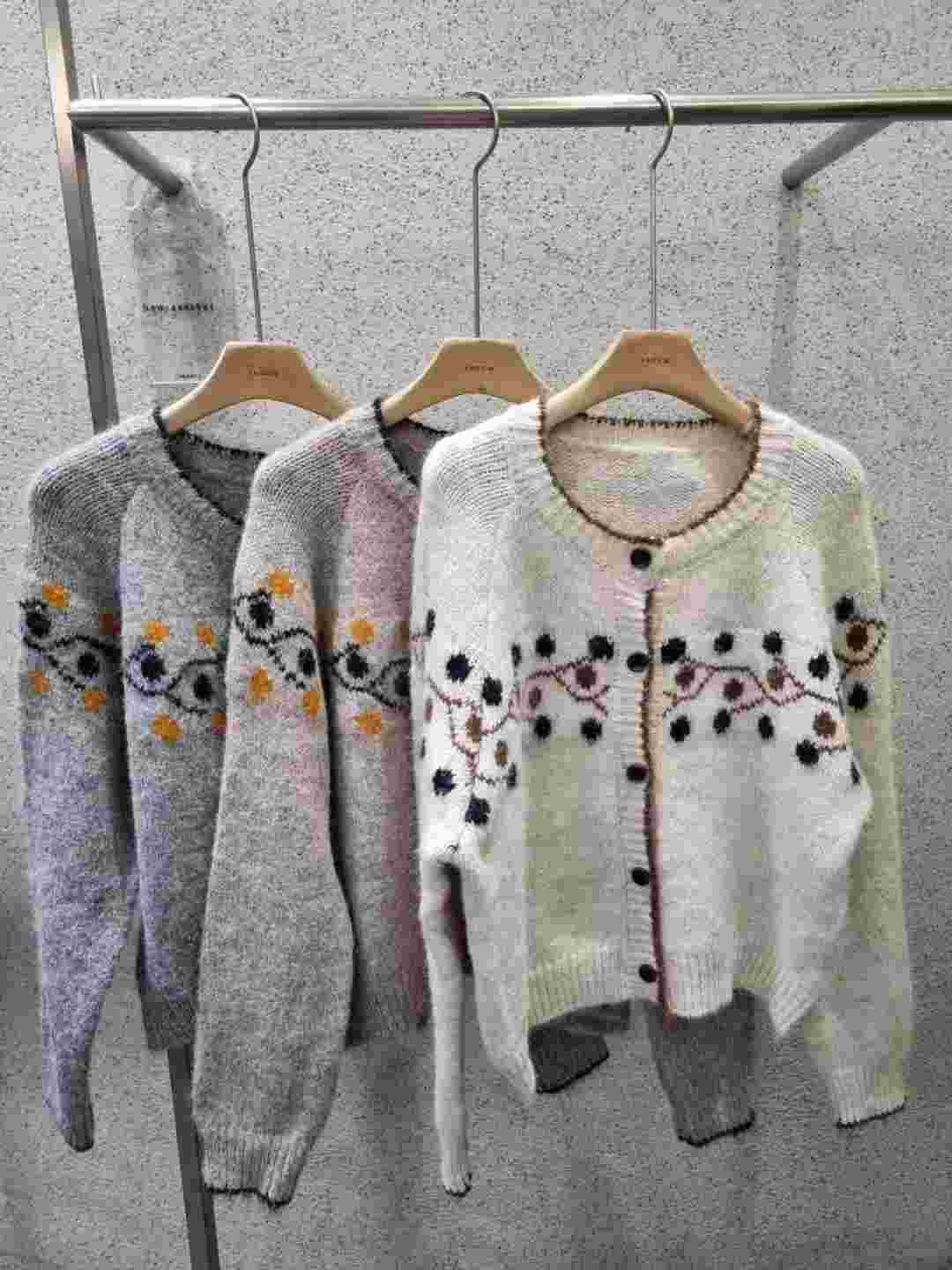 EROOM東大門㊣實拍女裝新款人氣休閑推薦時尚職業針織衫羊毛衫EROOM針織衫