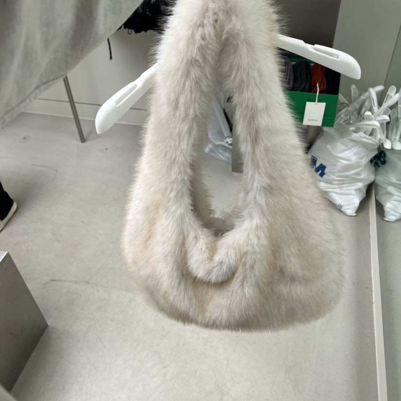 NUTPLAN韓國代購㊣女裝新款職業推薦熱賣人氣單肩斜跨包毛皮NUTPLAN單肩/斜跨包