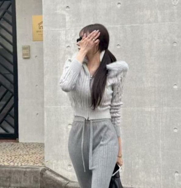 BEIGE GRAY東大門㊣實拍女裝新品職業人氣針織衫連帽衫毛絨BEIGE GRAY針織衫