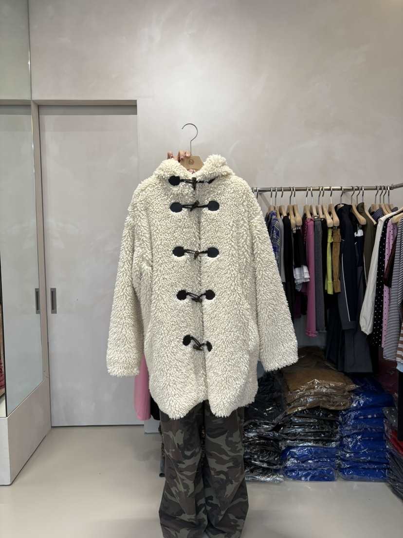 LIVE AID-P東大門㊣代購女士新品推薦時尚人氣25秋冬夾克皮草LIVE AID-P夾克