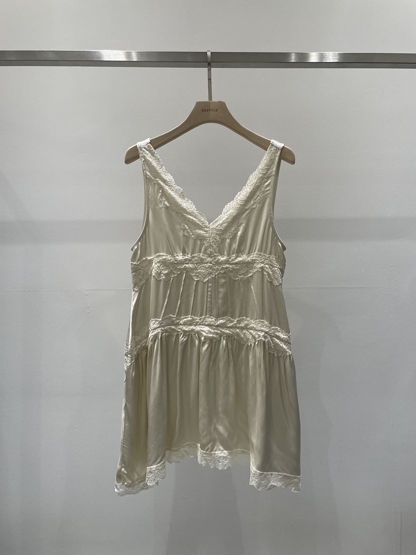 RE STYLE-Q韓國直郵㊣女裝新品職業真品推薦人氣25秋冬連衣裙RE STYLE連衣裙