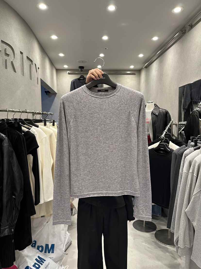 CELEBRITY-A東大門㊣直郵女裝新款時尚休閑真品職業長袖T恤CELEBRITY-A長袖T恤