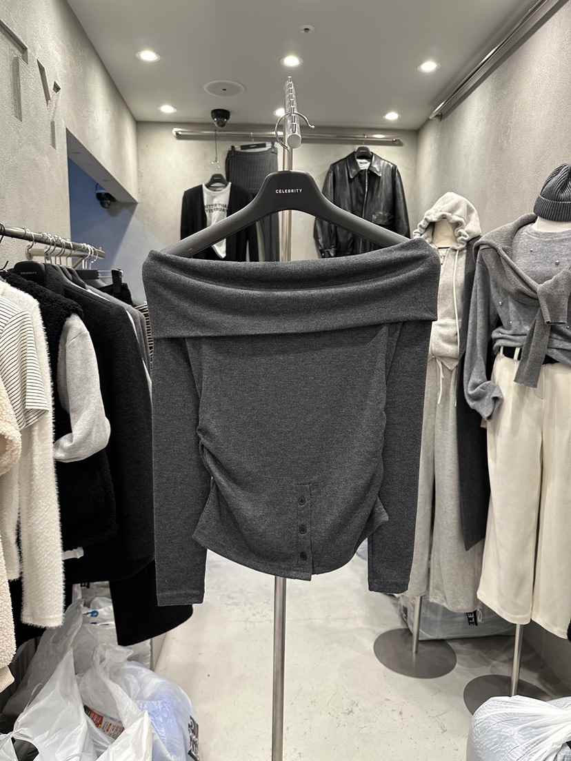 CELEBRITY-A東大門㊣直郵女士新品真品休閑職業人氣長袖T恤CELEBRITY-A長袖T恤