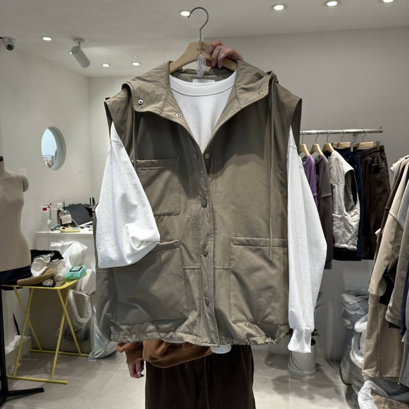 IN KIRA韓國直郵㊣女士新品時尚熱賣休閑馬甲不含內搭口袋絨IN KIRA馬甲