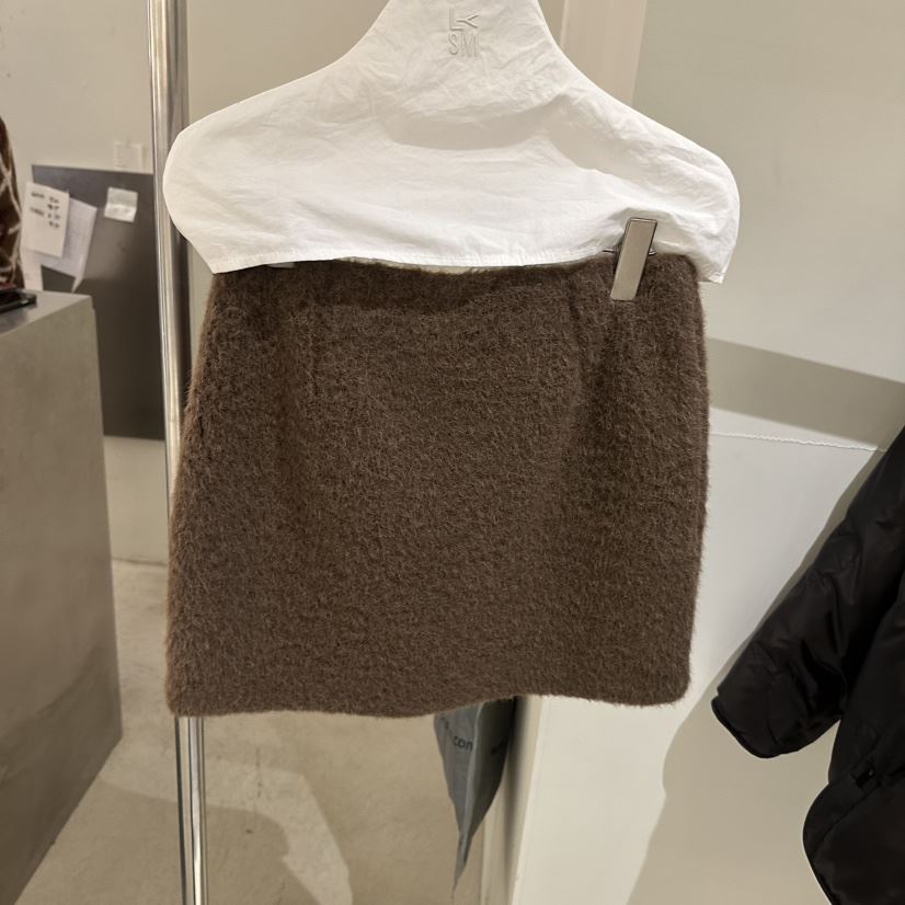 LOVE YOU SO MUCH/MORE THAN YESTERDAY東大門㊣直郵女士新品25秋冬短裙LYSM/MORE THAN YESTERDAY短裙