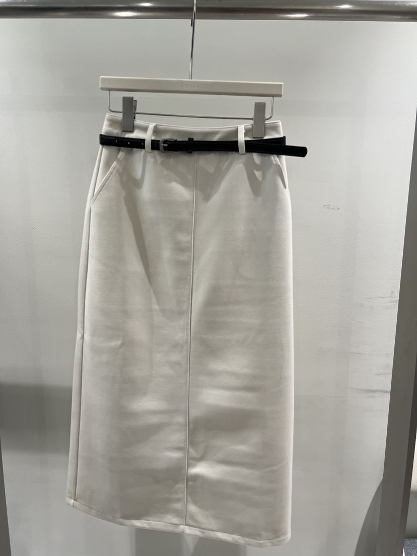 MENTOR韓國代購㊣女裝新品熱賣時尚推薦25秋冬長裙不含腰帶MENTOR長裙