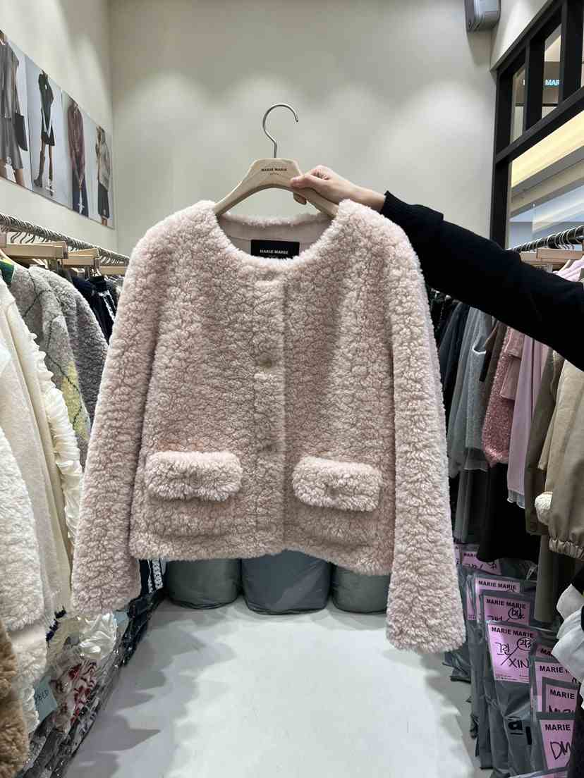 MARIE MARIE東大門㊣代購女士新款人氣短款大衣可愛的羊毛MARIE MARIE短款大衣