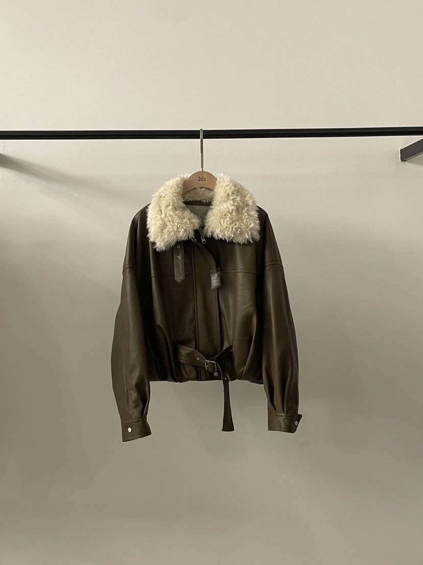 2DA/DARIMI-P東大門㊣實拍女裝新品推薦人氣真品25秋冬皮衣2DA/DARIMI-P皮衣