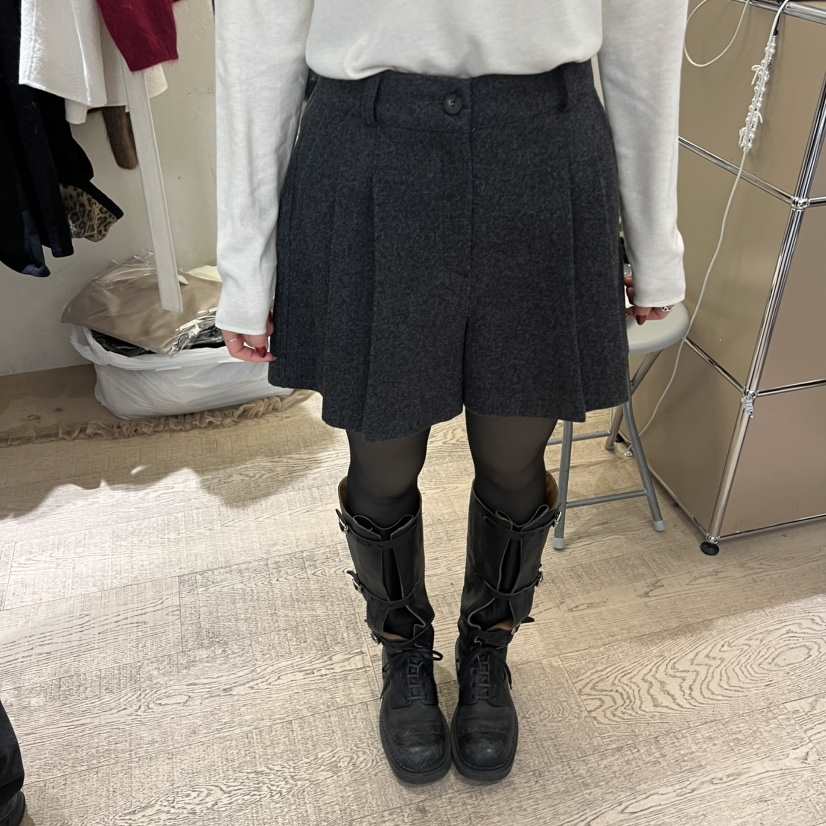 W AND J東大門㊣實拍女裝新款人氣推薦職業25秋冬真品短褲W AND J短褲