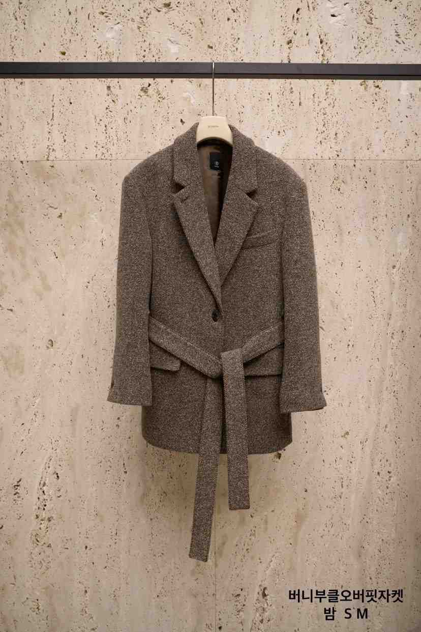 BLOSSOM東大門㊣代購女裝新品人氣25秋冬短款大衣含腰帶兔子寬松BLOSSOM短款大衣