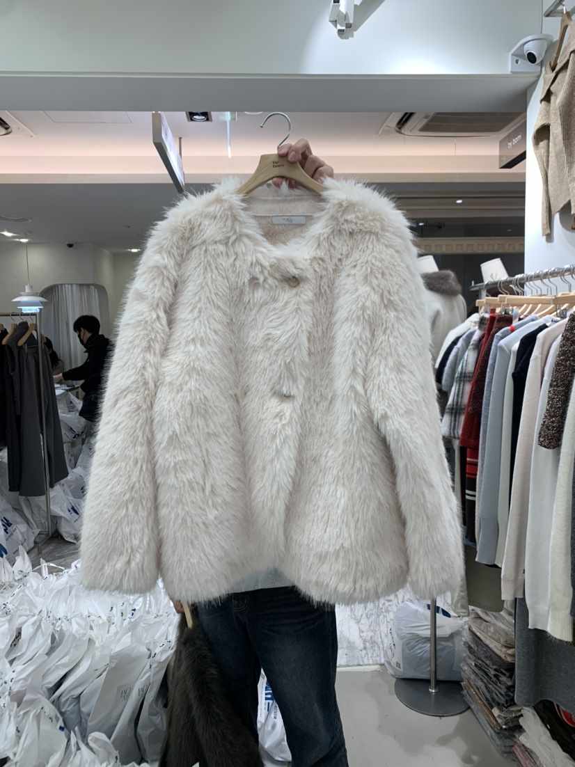 BY BOMI東大門㊣實拍女士新款真品人氣休閑25秋冬短款大衣皮草BY BOMI短款大衣