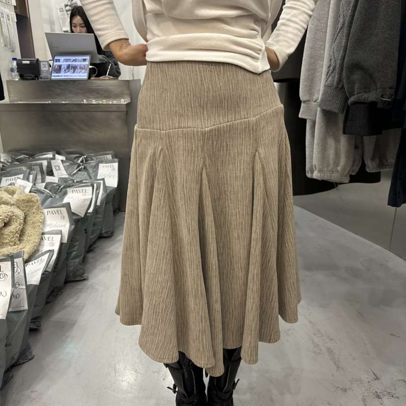 PAVEL韓國代購㊣女裝新品人氣推薦時尚半身裙中短裙燈芯絨喇叭PAVEL半身裙/中短裙