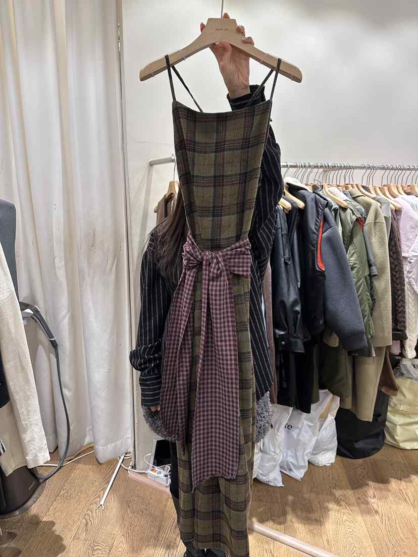 AUVERFIT韓國直郵㊣女士新款休閑推薦人氣職業25秋冬連衣裙AUVERFIT連衣裙