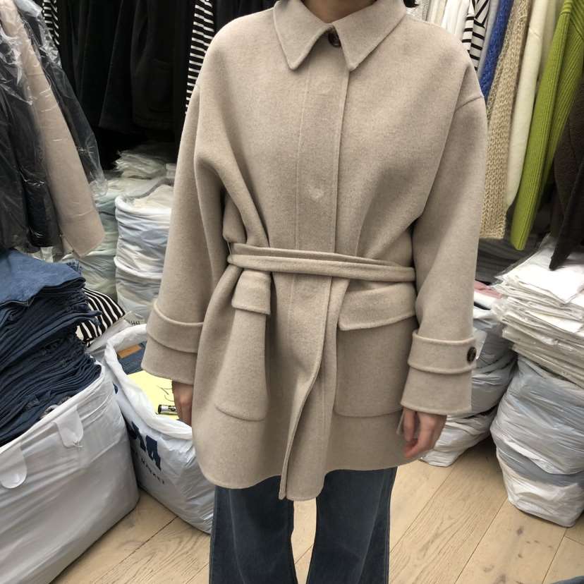 MOI-A韓國代購㊣女裝新品休閑人氣短款大衣手工制作含腰帶MOI-A短款大衣