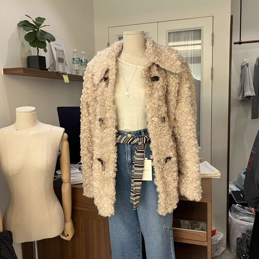 LE AHICON東大門㊣直郵女裝新品人氣時尚職業短款大衣毛皮Le Ahicon短款大衣