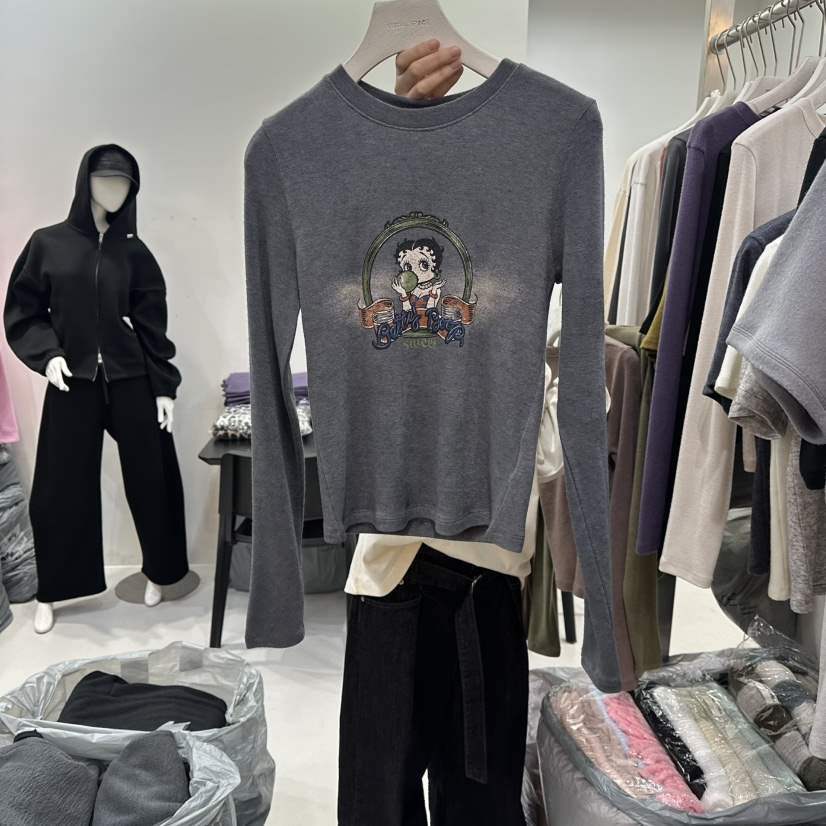 VISUAL SPACE東大門㊣直郵女士新品人氣推薦25秋冬長袖T恤VISUAL SPACE長袖T恤