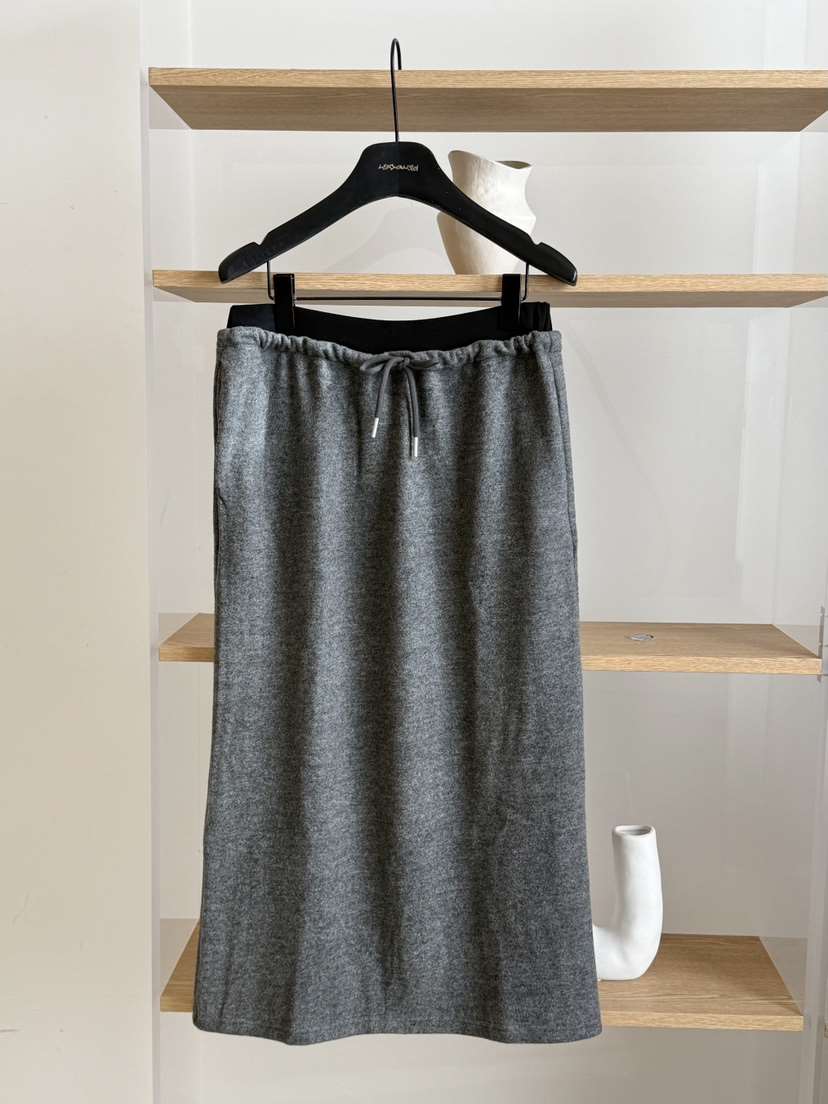 LARCENCICL東大門㊣實拍女士新款人氣休閑推薦職業時尚長裙BESo_LARCENCICL長裙