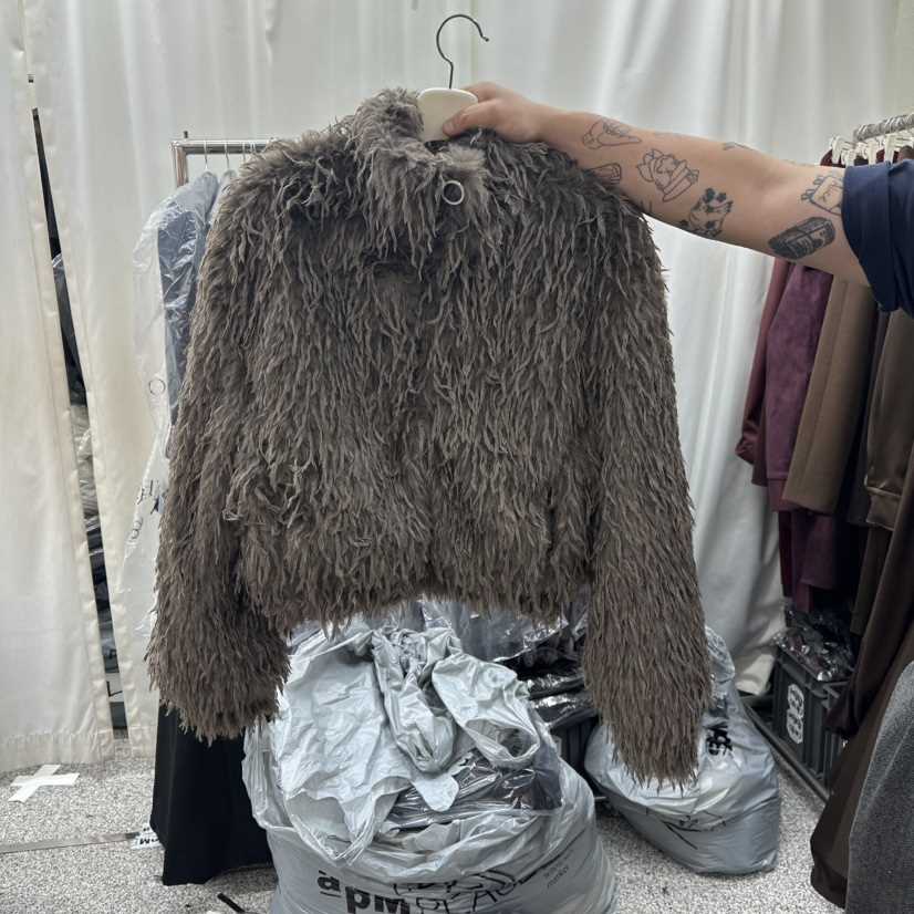 ONEBYTWO東大門㊣實拍女士新品熱賣人氣推薦職業短款大衣毛皮ONE BY TWO短款大衣