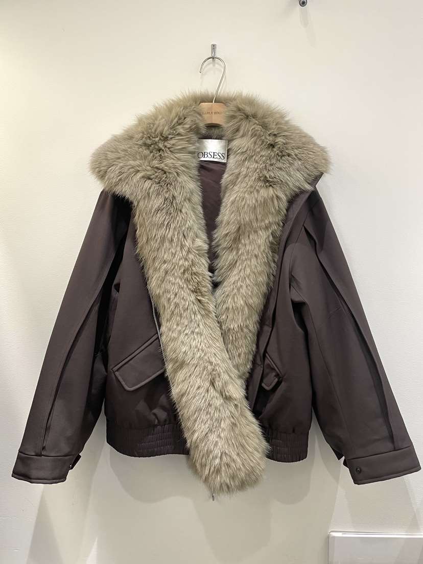 OBSESS東大門㊣直郵女裝新品人氣短款羽絨服毛領可拆可拆卸鵝絨OBSESS/EARLY BIRD短款羽絨服