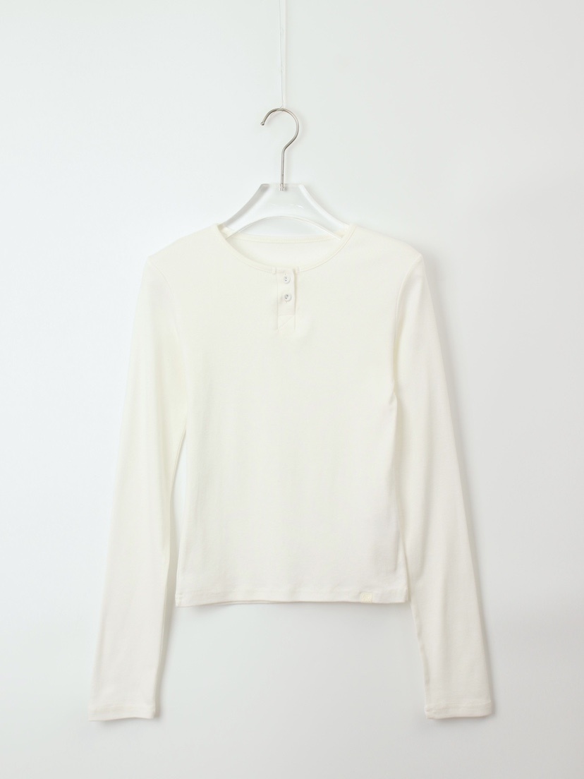 CCW韓國直郵㊣女士新品休閑職業25秋冬真品人氣熱賣長袖T恤CCW--NYUNYU長袖T恤