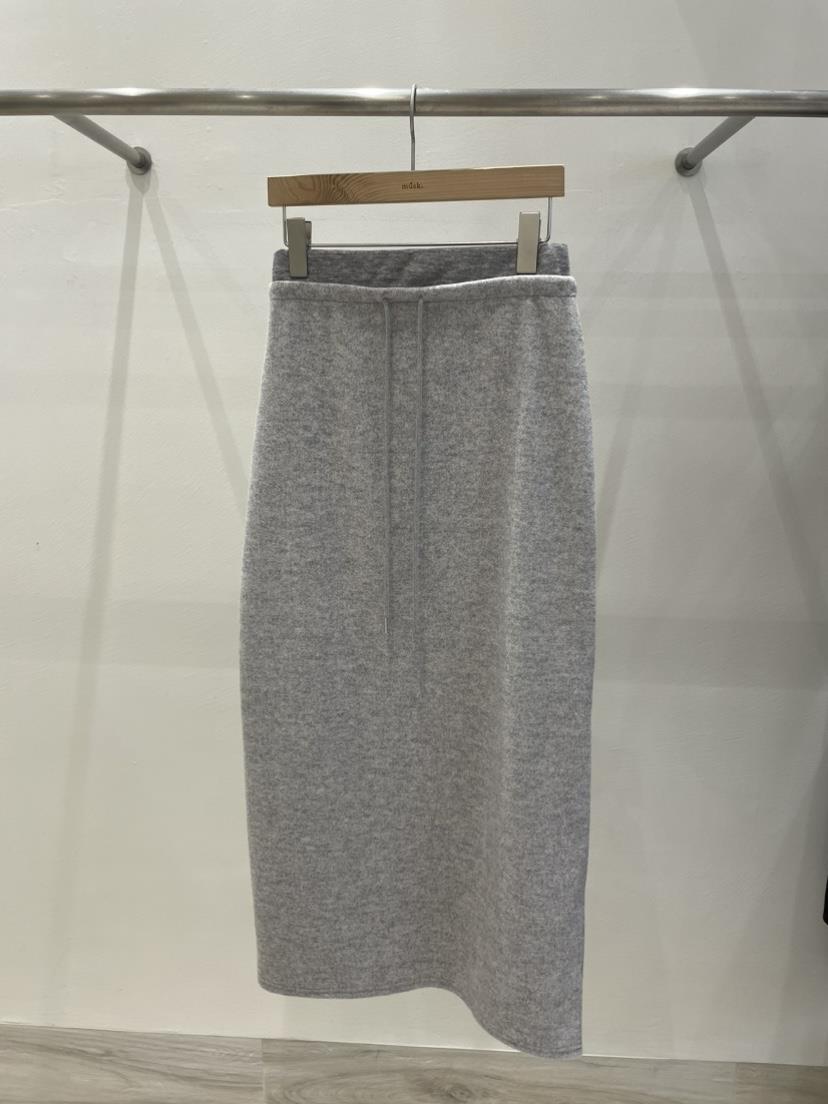 MUSK東大門㊣代購女裝新品人氣25秋冬時尚推薦職業真品長裙MUSK長裙