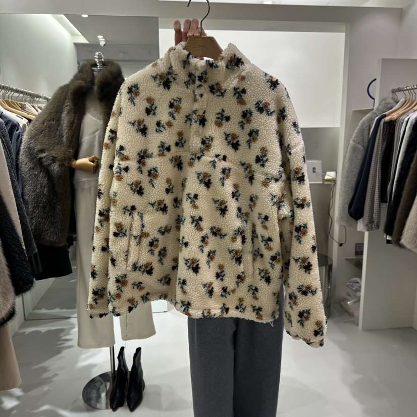 AHOY東大門㊣代購女裝新款職業真品熱賣推薦25秋冬夾克花朵紐扣AHOY夾克