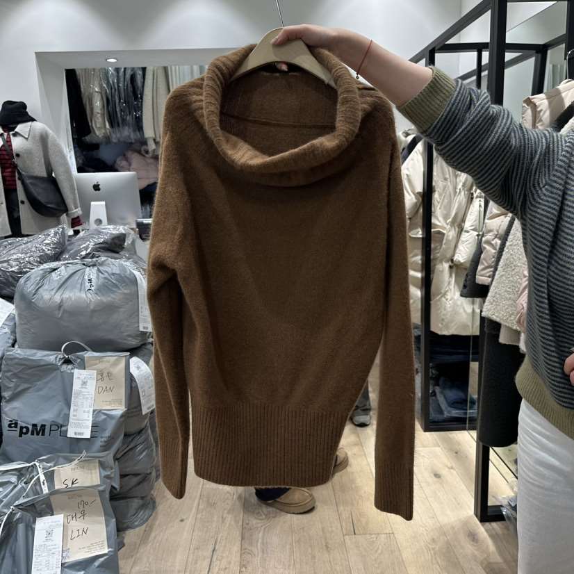 BRUNI/RICOTTA東大門㊣直郵女裝新款推薦人氣針織衫浣熊露肩BRUNI/RICOTTA針織衫